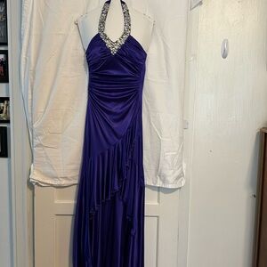 Brand-City triangles size small.